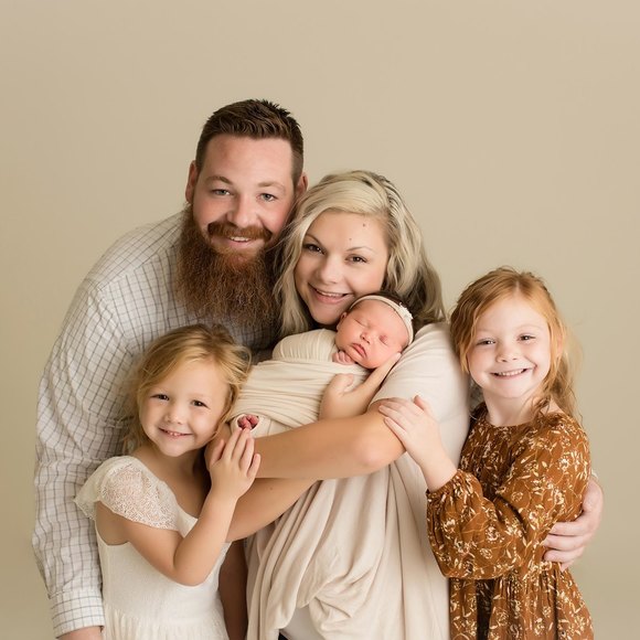 Profile Picture of Tiffany Ruppaner (@truppaner) on Poshmark