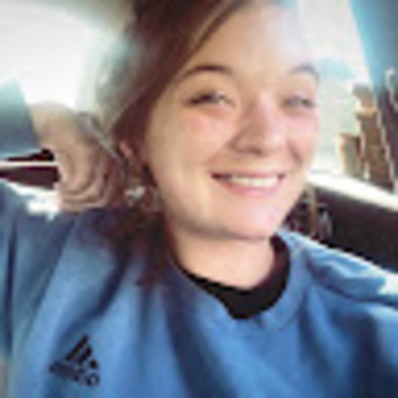 Profile Picture of Brady Neely (@brady_neely) on Poshmark