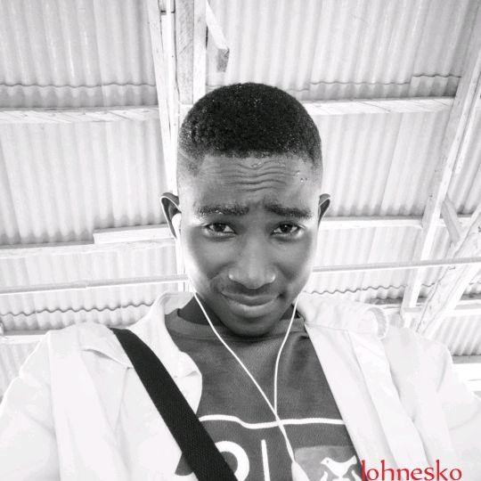 Profile Picture of JM (@johnesko) on Tiktok