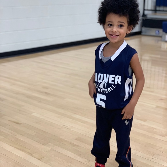 Profile Picture of Adrian Williams (@adrianwilli) on Poshmark