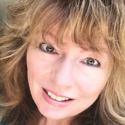 Profile Picture of Vicki Porter (@Vlphoffman) on Twitter