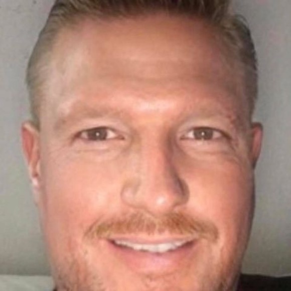 Profile Picture of James Edens (@je85213) on Poshmark