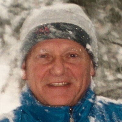 Profile Picture of Kenneth Caulfield (@220F10) on Twitter