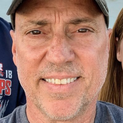 Profile Picture of Stephen Tinnell (@1018mst) on Twitter