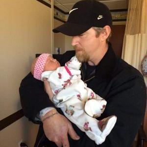 Profile Picture of Robert Cardwell (@HeTrumpstheRest) on Twitter