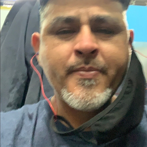 Profile Picture of Robert Hurtado (@kruelrx7) on Poshmark