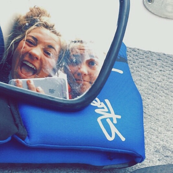 Profile Picture of Mackenzie Winters (@mackenziemaryy) on Poshmark