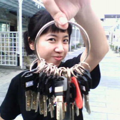 Profile Picture of Tinaliu (@tinaliu) on Twitter