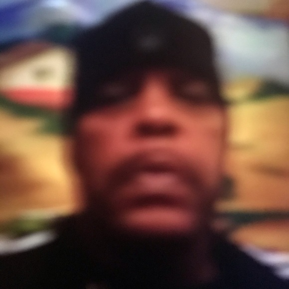 Profile Picture of Kenneth Kuhn (@kennethkuhn) on Poshmark