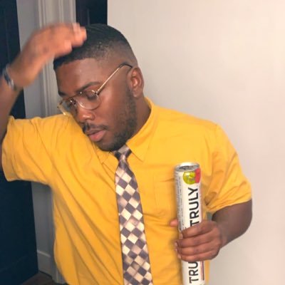 Profile Picture of Dan Targaryen 🇱🇷 🇺🇸 (@DTWea) on Twitter