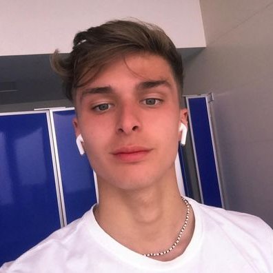 Profile Picture of Robert Silvas (@RobertSilvas8) on Twitter