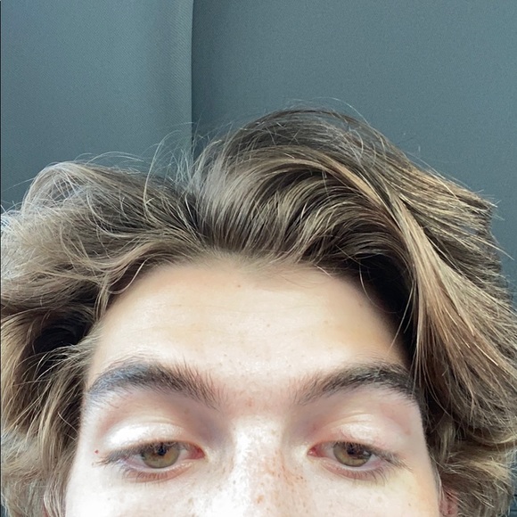 Profile Picture of Lucas Pedersen (@lucaspedey) on Poshmark