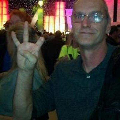 Profile Picture of Scott Lauzon (@feelgoodshakes) on Twitter