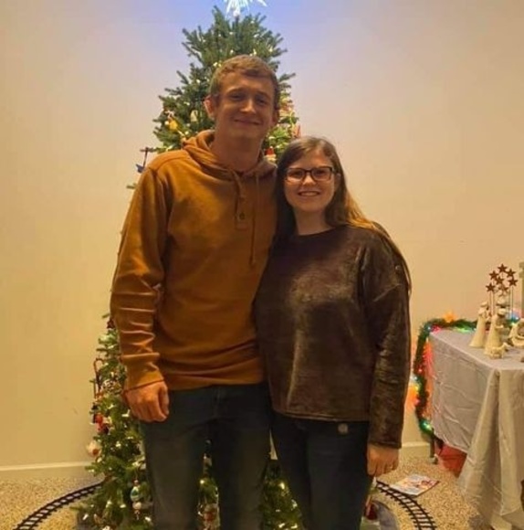 Profile Picture of Michaela Beck (@michaelabeck215) on Poshmark