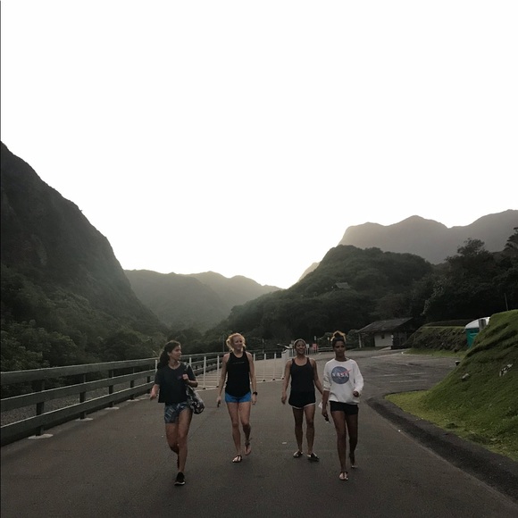 Profile Picture of Natalie Marotta (@nthalji) on Poshmark