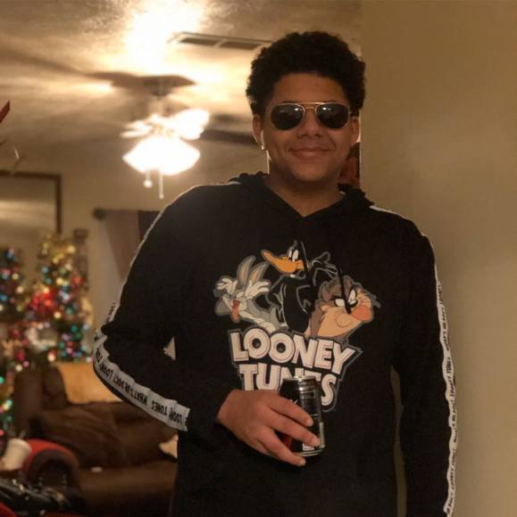 Profile Picture of Gary Rayford (@garyrayford) on Poshmark