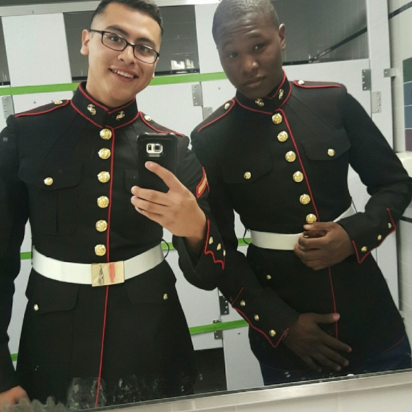 Profile Picture of Javier Ruvalcaba (@javiii010397) on Poshmark