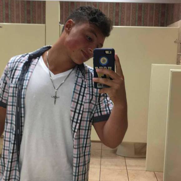 Profile Picture of Domenico Lamorte (@dom_lamorte44) on Poshmark