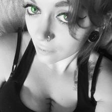 Profile Picture of Monica Aaron (@knox_mallery) on Twitter