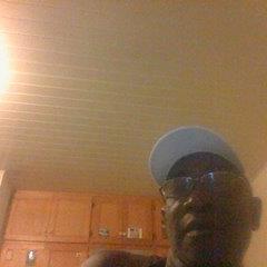 Profile Picture of Ronald Chapman (@ronaldchapman15) on Twitter