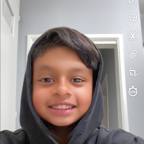 Profile Picture of Carmelo Gutierrez (@lil_melo218) on Poshmark