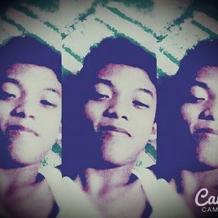 Profile Picture of Mike (@lhm_charming) on Twitter