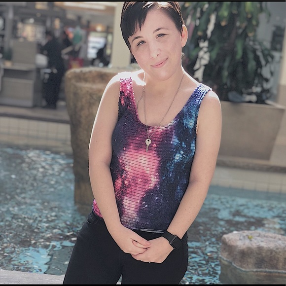 Profile Picture of Mahria Donner (@itsmahriaatho) on Poshmark
