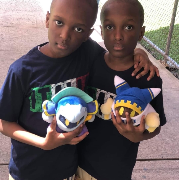 Profile Picture of Nicola Campbell (@redhair9899) on Poshmark