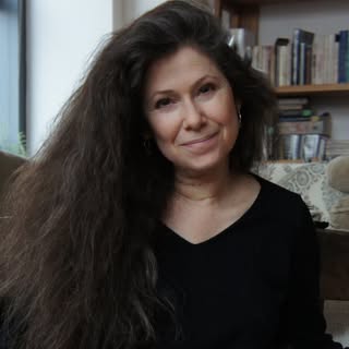 Profile Picture of Susan Lewis (@positeditor) on Instagram