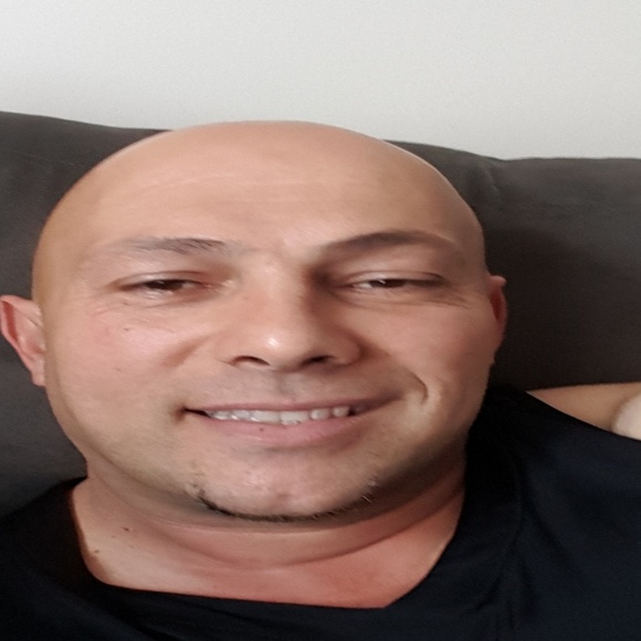 Profile Picture of Mikki Jones (@mikkijones75) on Poshmark