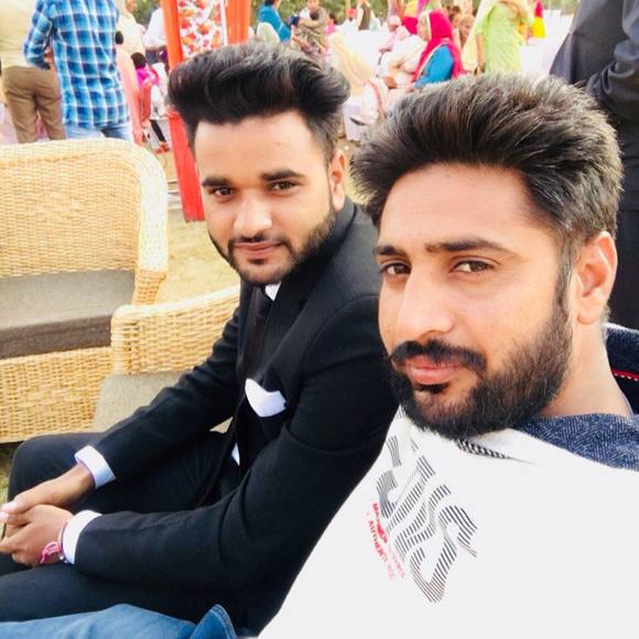 Profile Picture of Jagtar Kahlon (@47kahlon) on Poshmark