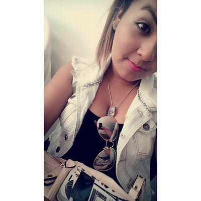 Profile Picture of Vivian Toledo (@viviantoledo21) on Twitter