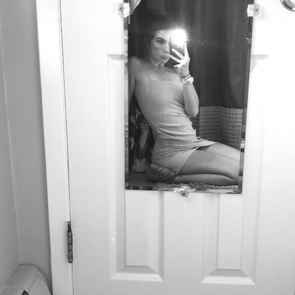 Profile Picture of Isabelle Buote (@izzy123123) on Poshmark