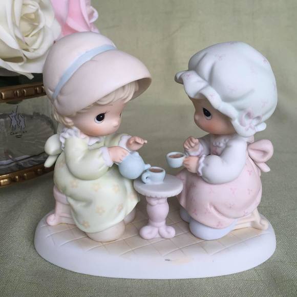 Profile Picture of Dapeng Bu (@dapeng_bu) on Poshmark