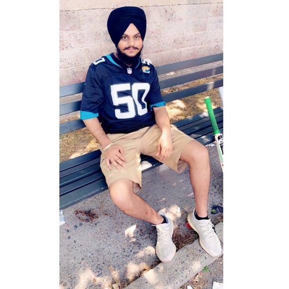 Profile Picture of Mandeep Bajwa (@mandy1505) on Poshmark