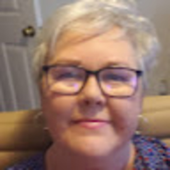 Profile Picture of Gail Reddoch (@gailreddoch) on Poshmark