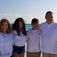 Profile Picture of Andrew Warlen (@andrewwarlen) on Tiktok