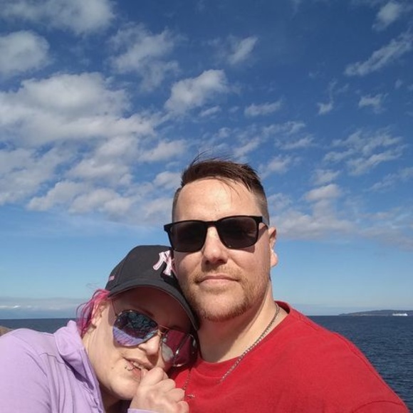 Profile Picture of Aaron Goddard (@amg6041986) on Poshmark