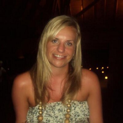 Profile Picture of Julianne Peterson (@petersonjules) on Twitter
