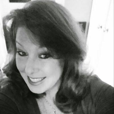 Profile Picture of Diane Gregg (@dianegregg1963) on Twitter