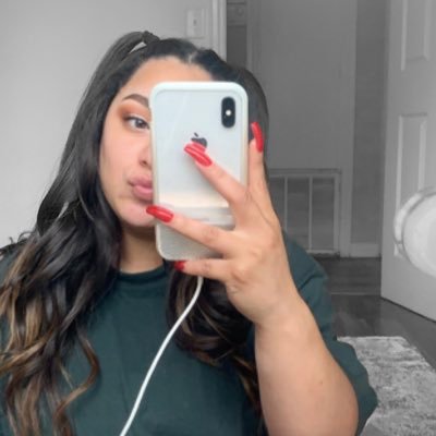 Profile Picture of Maria Davila (@Mariaaa_lyn) on Twitter