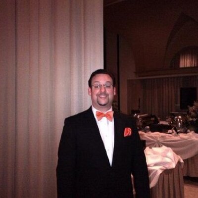 Profile Picture of Joel Carlin (@tchrmd77) on Twitter