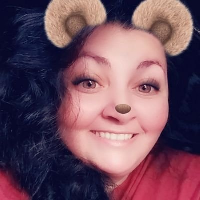 Profile Picture of Kimberly Hoover (@KimHoover86) on Twitter