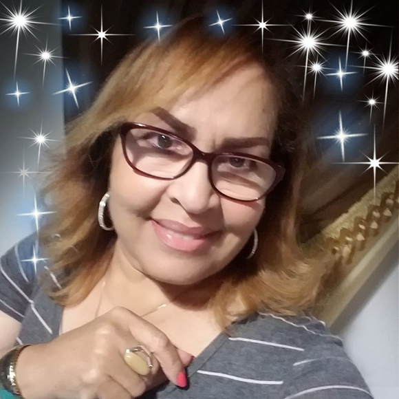 Profile Picture of Nancy Adames (@nancyadames2018) on Poshmark