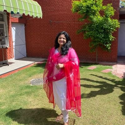 Profile Picture of Rakhee Gupta IAS (@rakheeguptaias) on Twitter