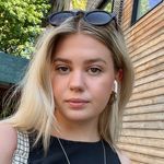 Profile Picture of rachel freeman (@fakerchlfreeman) on Instagram