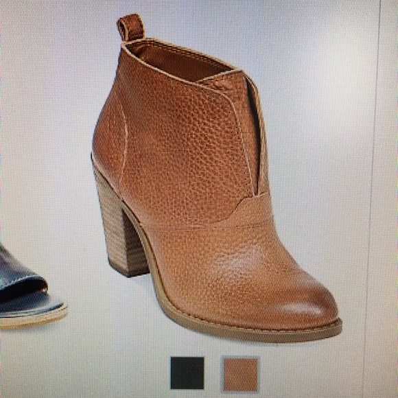 Profile Picture of Taylor Monarez (@taygriego25) on Poshmark