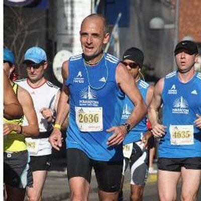 Profile Picture of César Aldama (@42195mts) on Twitter