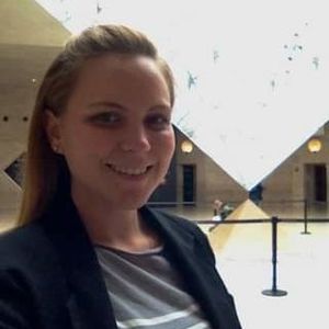 Profile Picture of Erin (@erinartz) on Myspace
