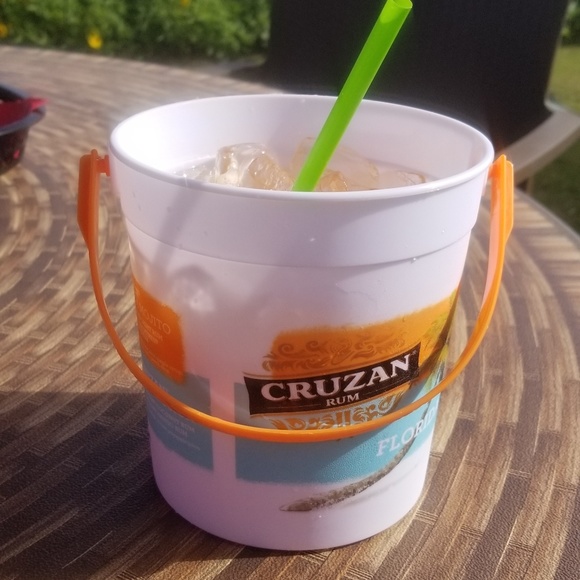 Profile Picture of Vicki Konichek (@vickikonichek) on Poshmark